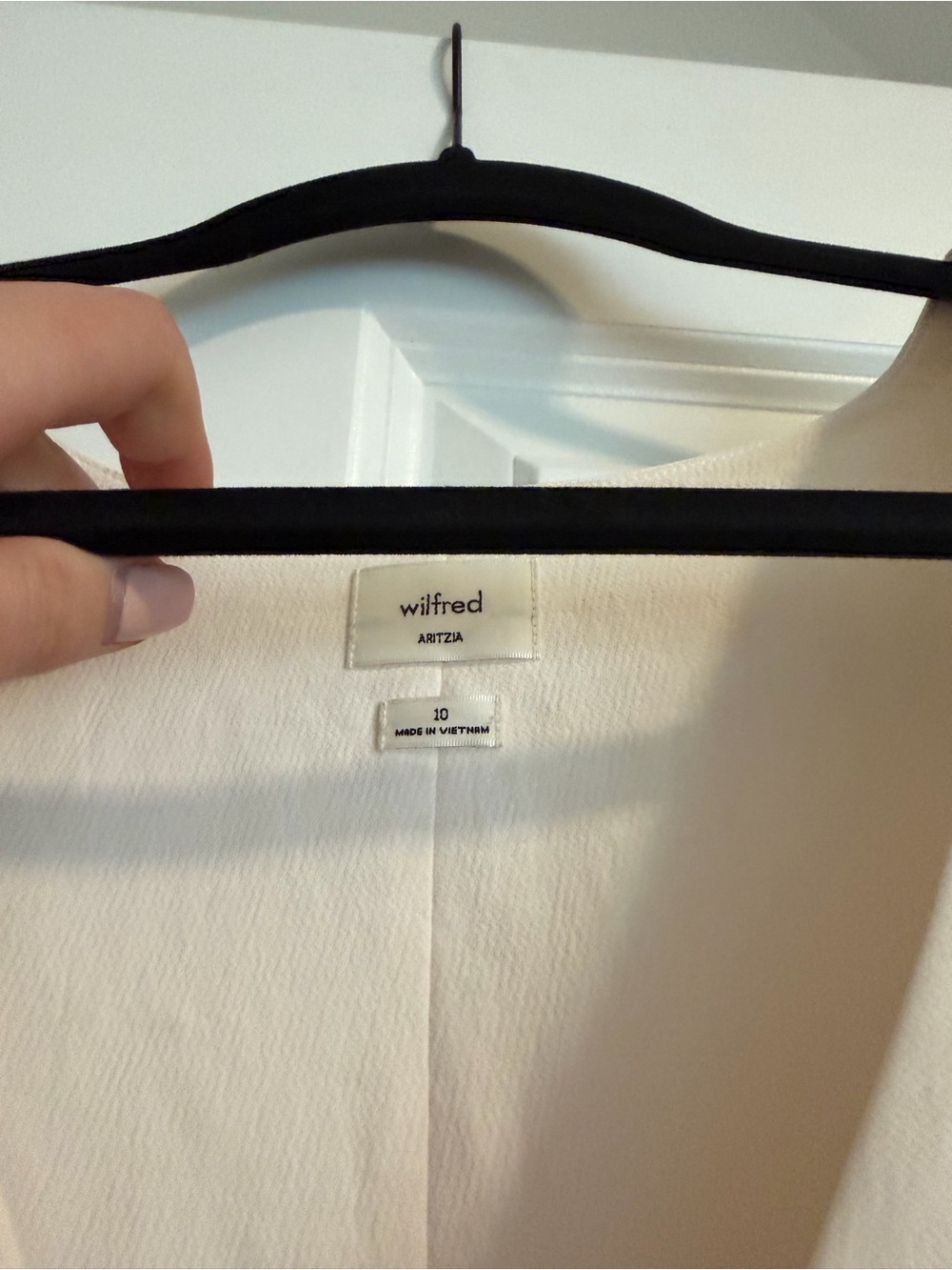 Aritzia Crepette Attire Vest - Picture 4 of 8